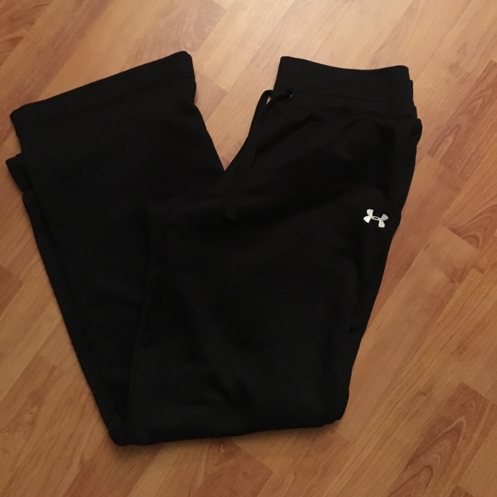 Black Medium Under Armour Sweatpants
